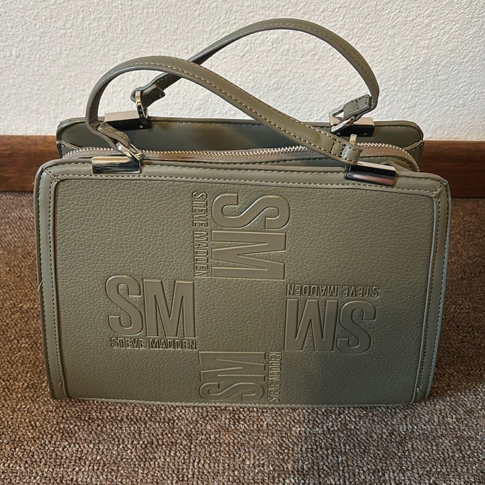 Steve Madden purse